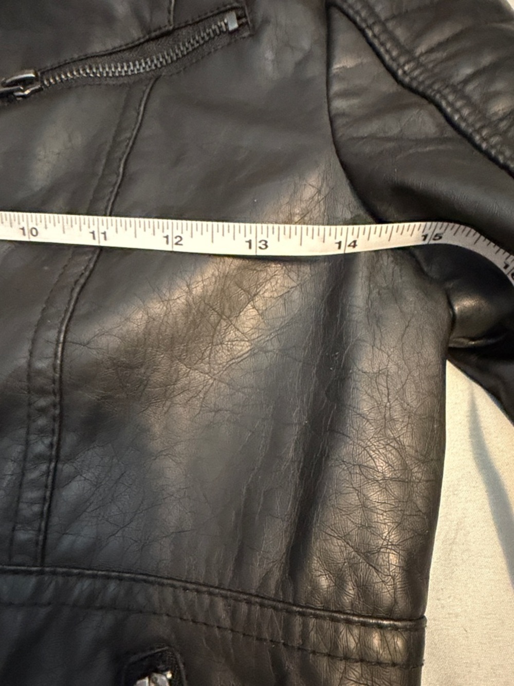 Maralyn & Me Black Faux Leather Jacket size small like new feels real - Picture 5 of 8